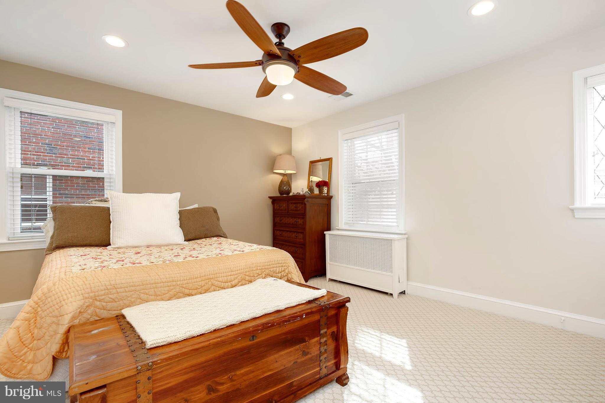 4319 Reno Road Northwest Washington, DC 20008 - Photo 20 of 29 Bedroom