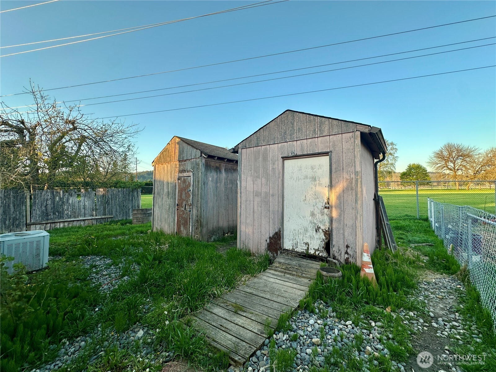 5600 Mt Solo Road, Unit 124 Longview, WA 98632 - Photo 21 of 21 a front view of a house with garden