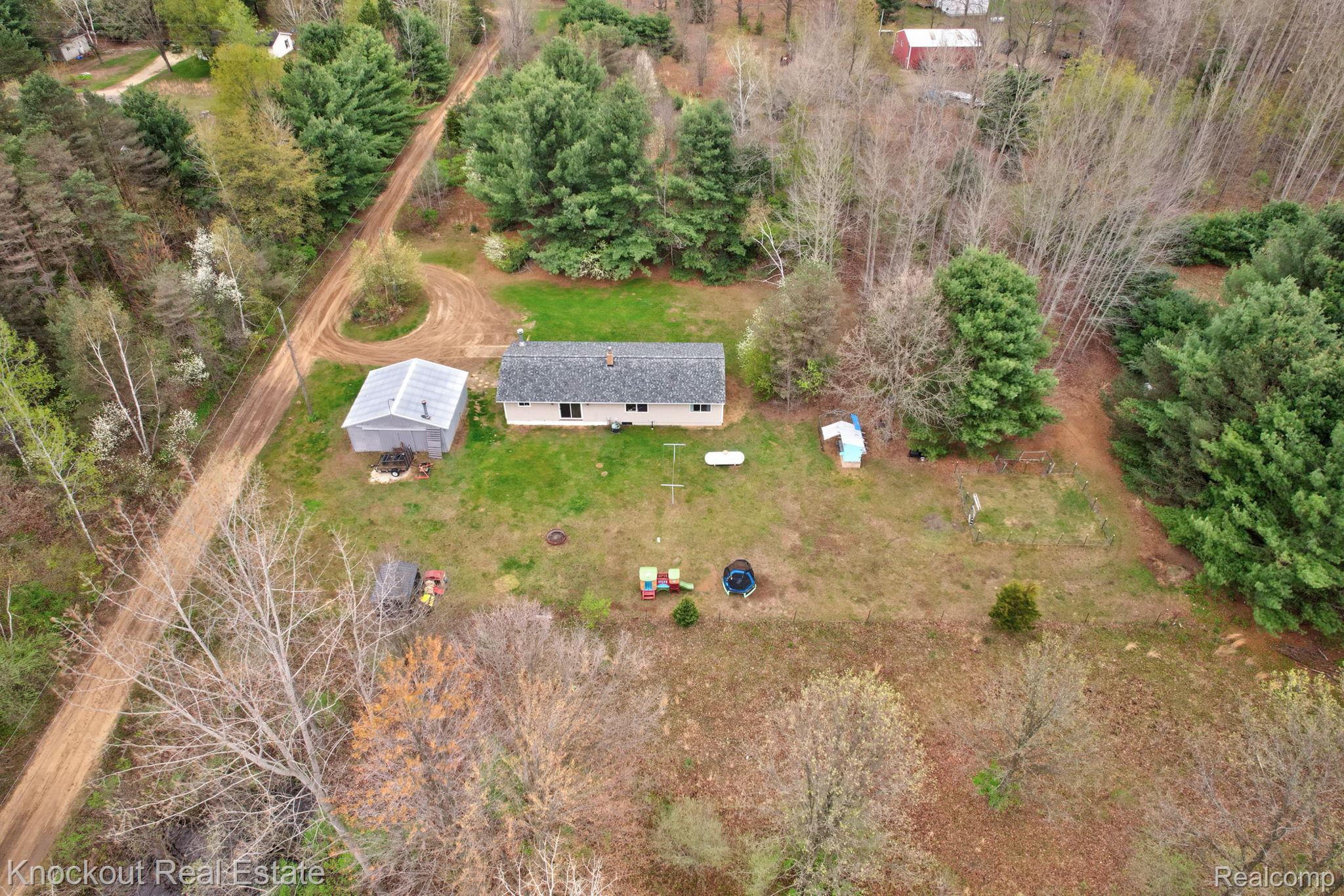 7261 Hess Road Millington, MI 48746 - Photo 37 of 45 39-web-or-mls-7261 Hess Rd Millington -39.jpg