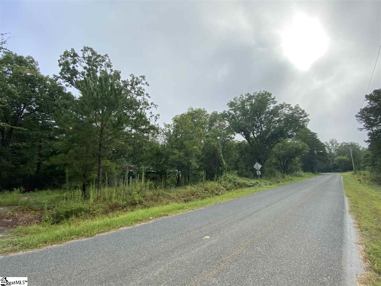 1652 State Rd S-30-82 Laurens, SC 29360 - Photo 1 of 6
