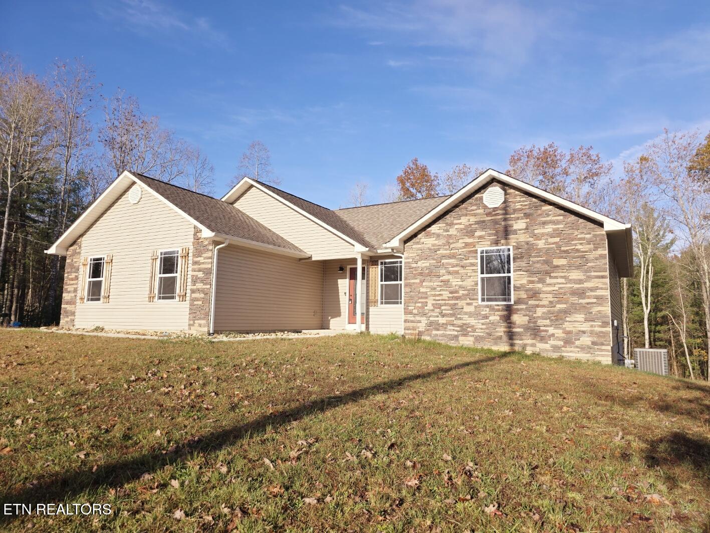 181 Cason Road Oneida, TN 37841 - Photo 3 of 39 20241112_090931