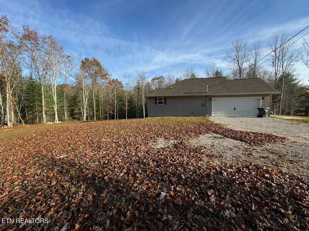 181 Cason Road Oneida, TN 37841 - Photo 8 of 39 IMG_20241112_194102