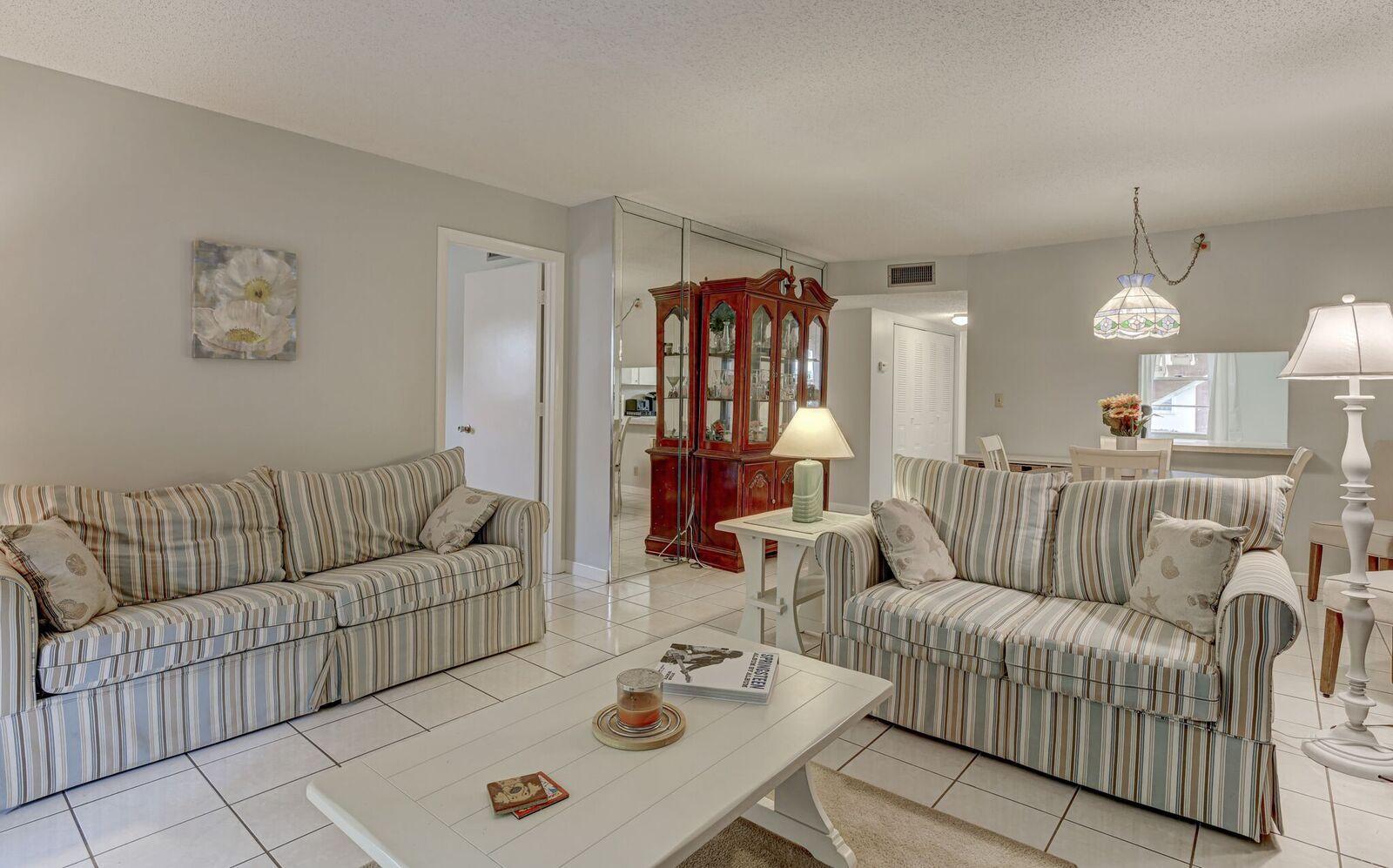 9200 Southwest 3rd Street, Unit 102 Boca Raton, FL 33428 - Photo 13 of 35 Living Area