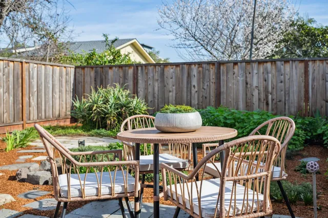 $749,000 | 5216 Market Street, Oakland, CA 94608