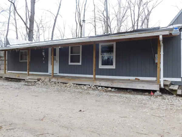$269,900 | 6024 North County Road 800, Yorktown, IN 47396
