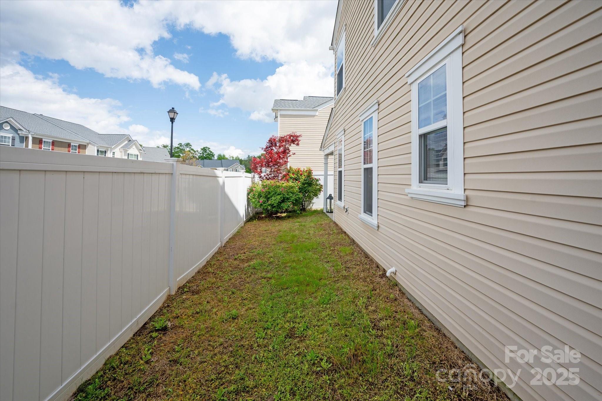 158 Council House Road Fort Mill, SC 29708 - Photo 35 of 41 a view of a backyard with plants