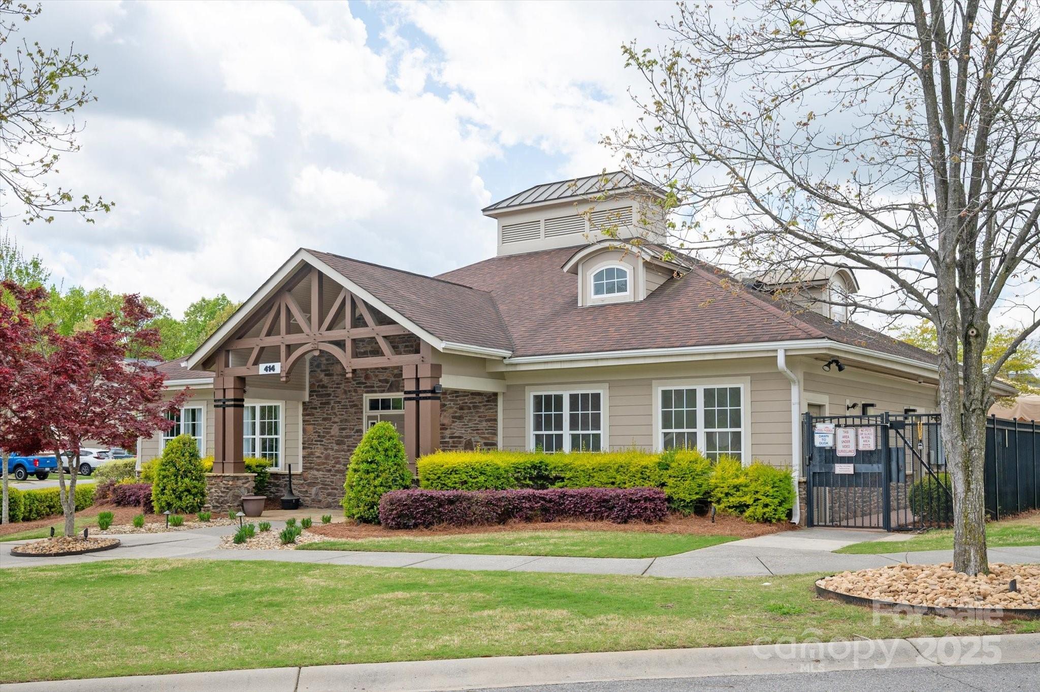 158 Council House Road Fort Mill, SC 29708 - Photo 39 of 41 front view of a house with a yard