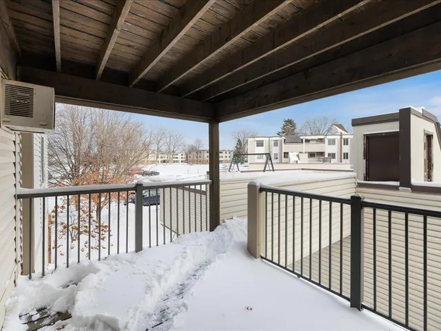 $145,000 | 10720 Rockford Road, Unit 212, Plymouth, MN 55442