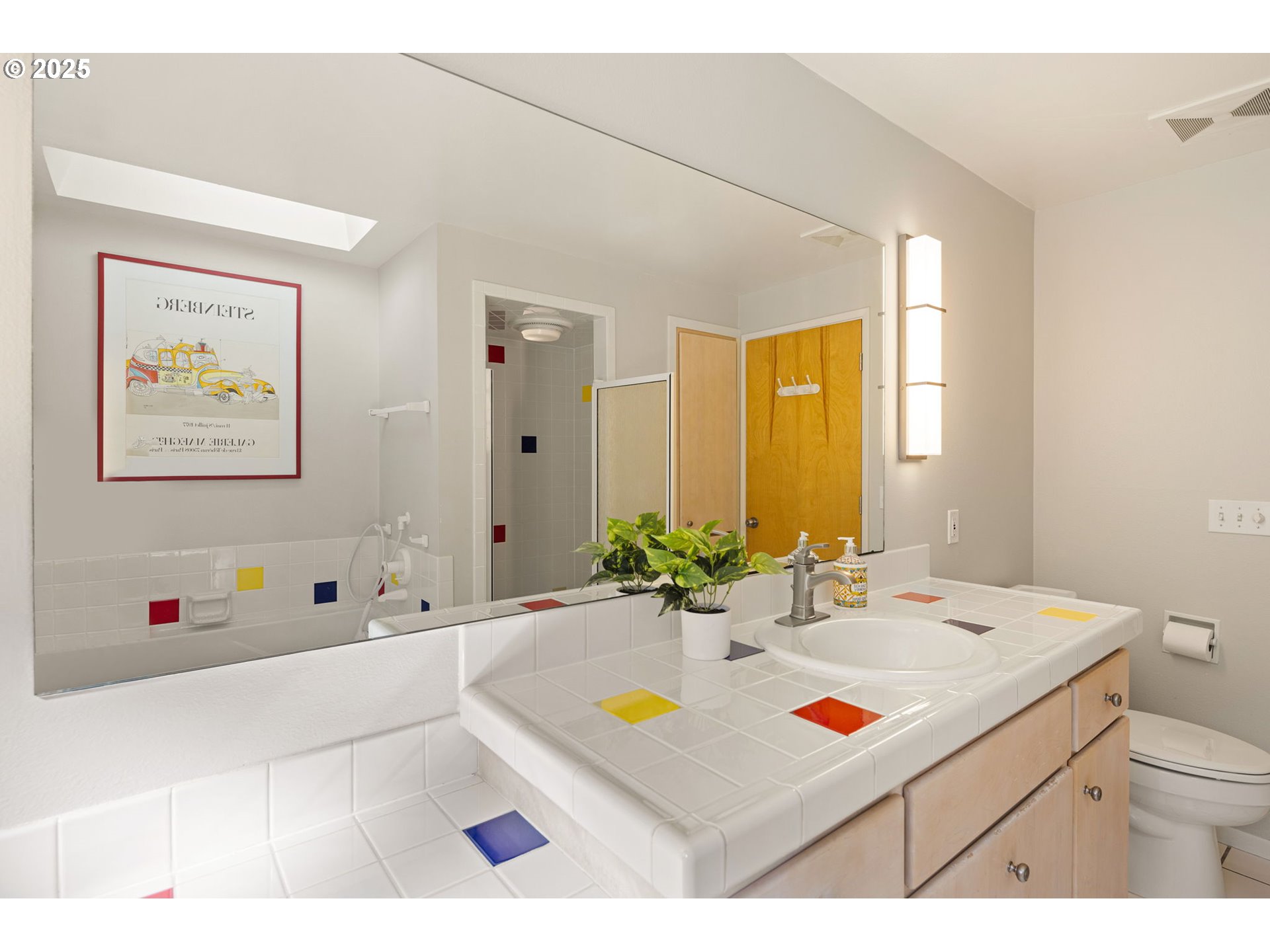 2555 Birch Lane Eugene, OR 97403 - Photo 18 of 40