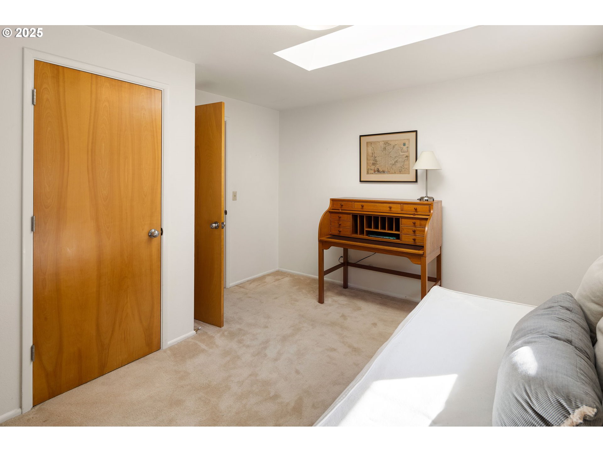 2555 Birch Lane Eugene, OR 97403 - Photo 19 of 40