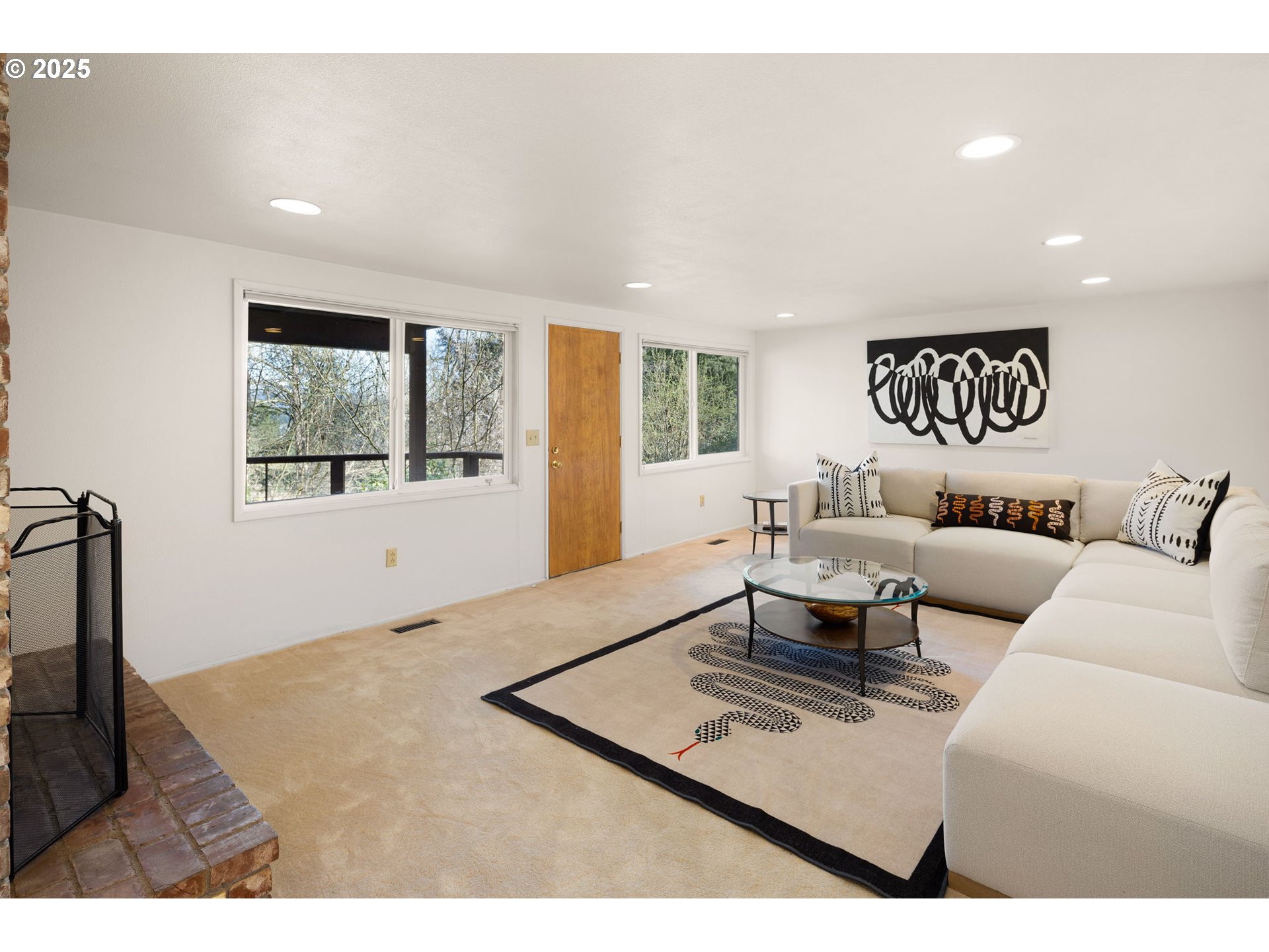 2555 Birch Lane Eugene, OR 97403 - Photo 26 of 40