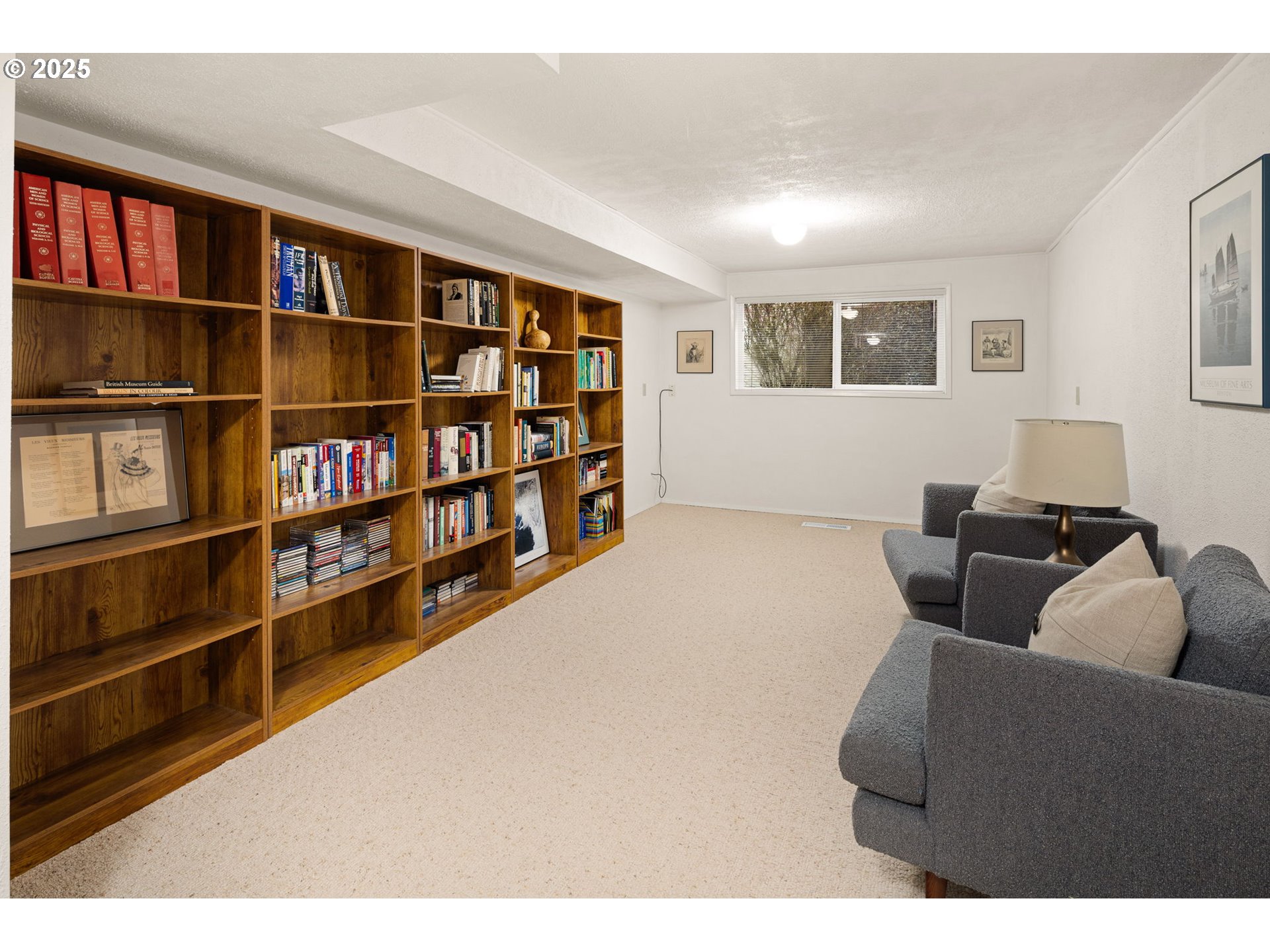 2555 Birch Lane Eugene, OR 97403 - Photo 28 of 40