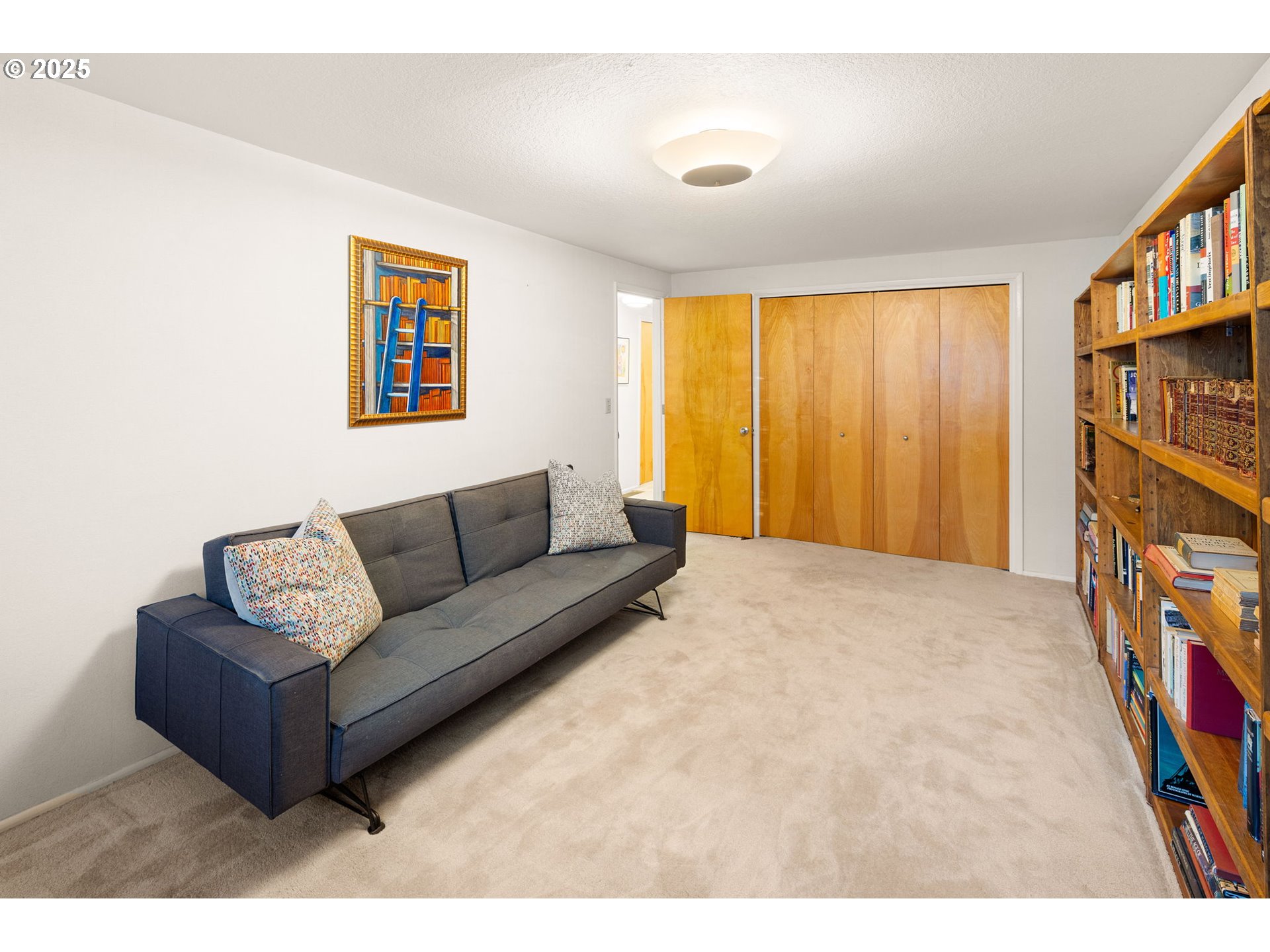 2555 Birch Lane Eugene, OR 97403 - Photo 31 of 40