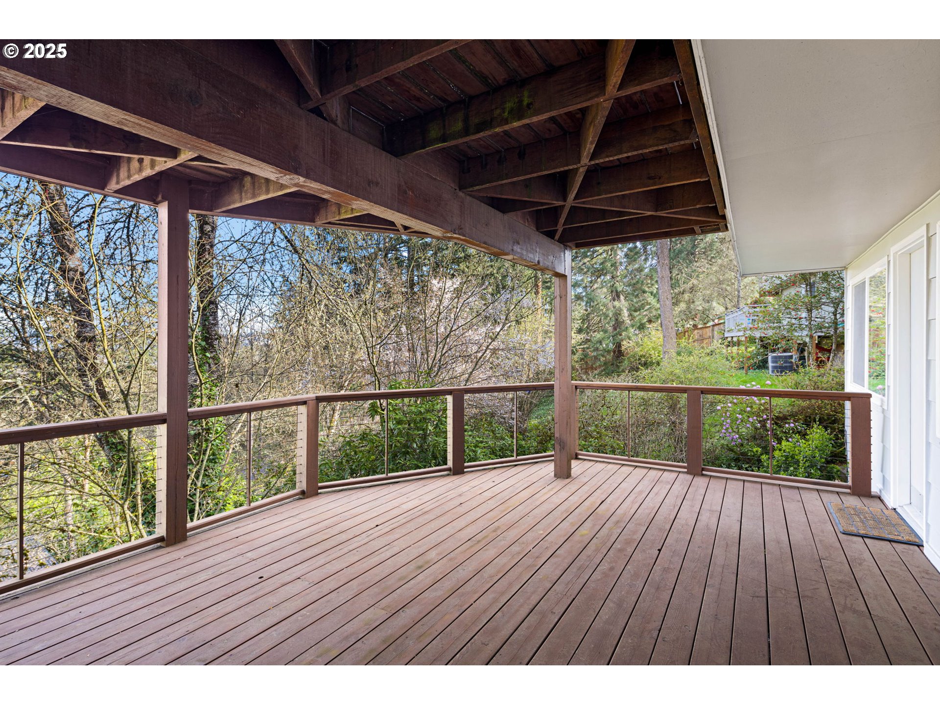 2555 Birch Lane Eugene, OR 97403 - Photo 37 of 40