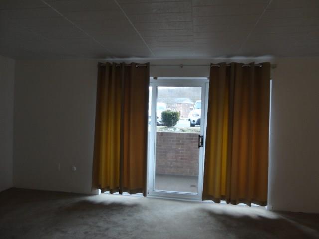 220 Coraopolis Road, Unit 1 Coraopolis, PA 15108 - Photo 4 of 14