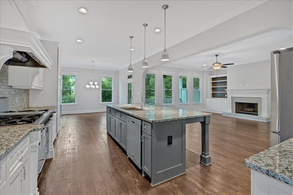 1298 Windsor Parkway Atlanta, GA 30319 - Photo 14 of 60