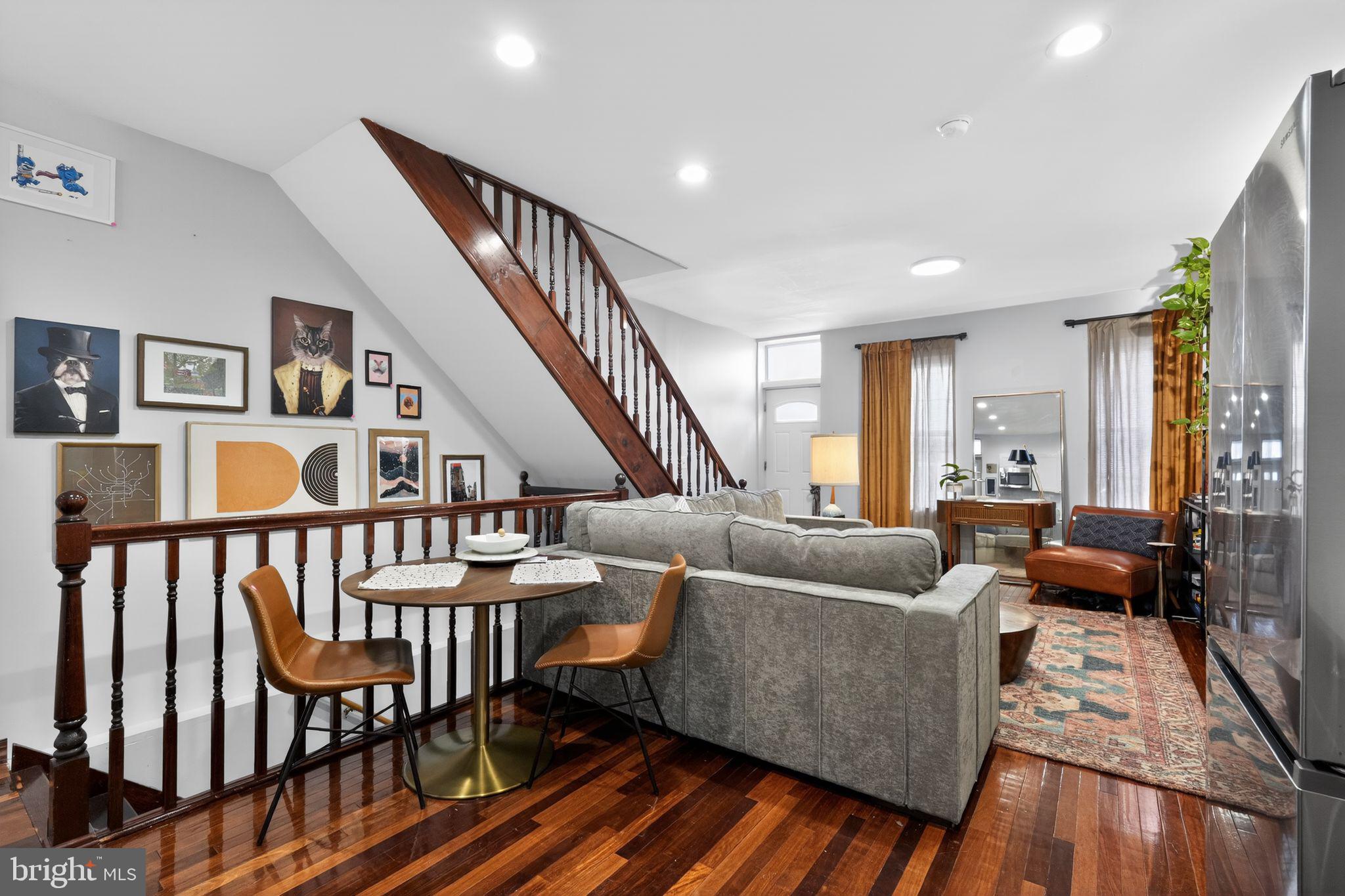 1616 Webster Street Philadelphia, PA 19146 - Photo 12 of 34 Living / dining nook