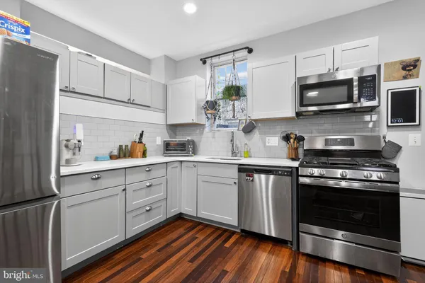 $2,800 | 1616 Webster Street, Philadelphia, PA 19146