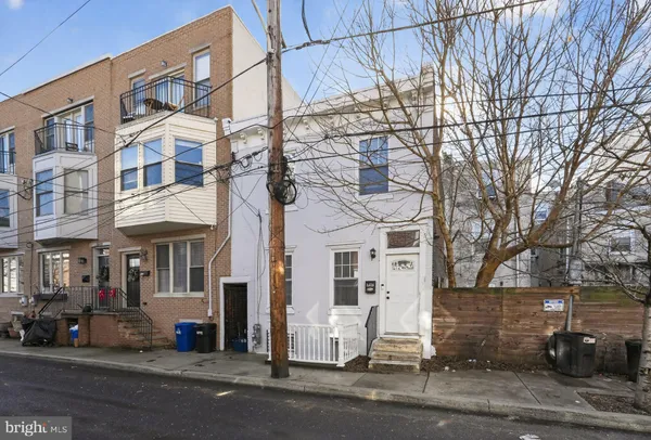 $2,800 | 1616 Webster Street, Philadelphia, PA 19146