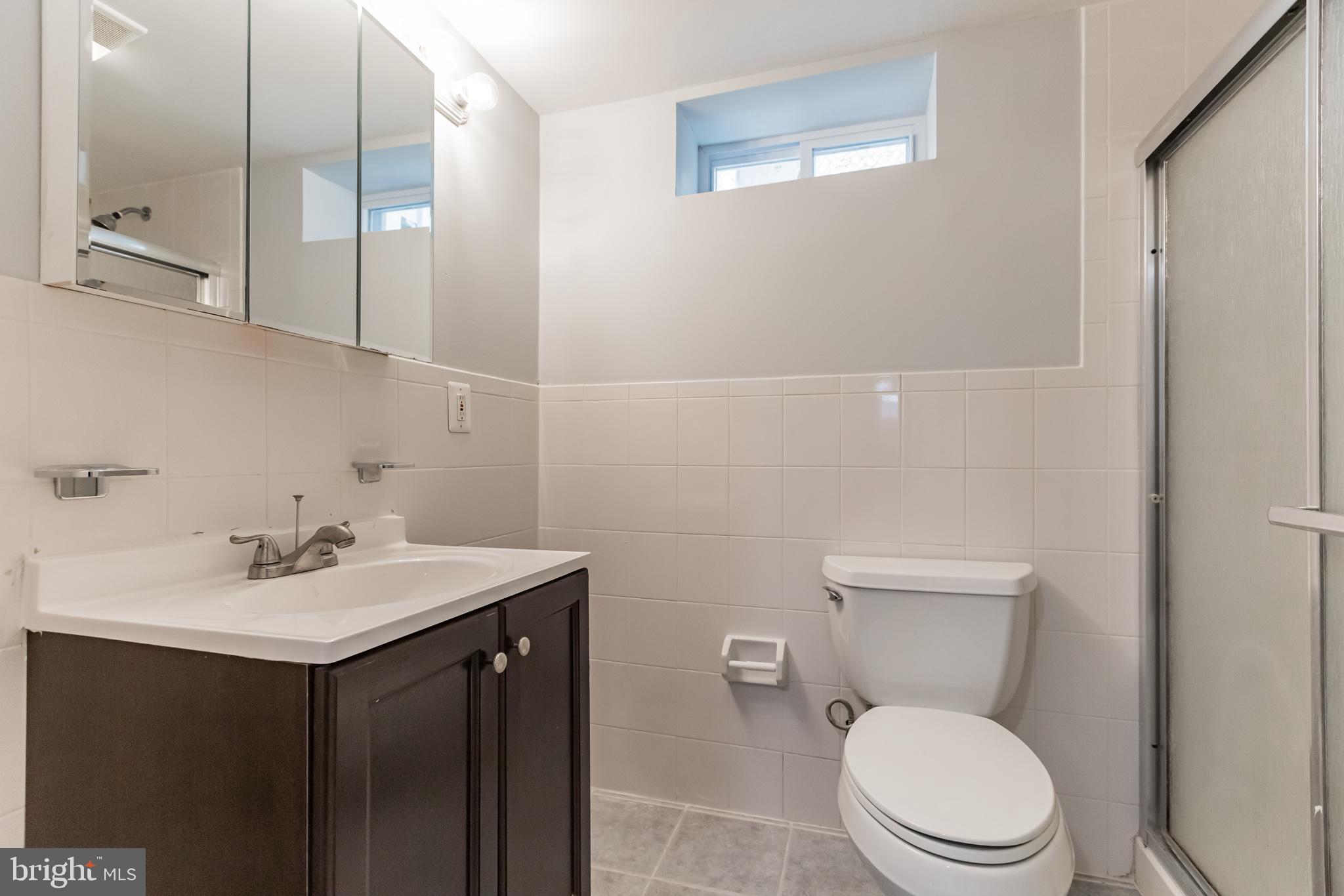 1616 Webster Street Philadelphia, PA 19146 - Photo 25 of 34 Basement Full Bathroom (#1)