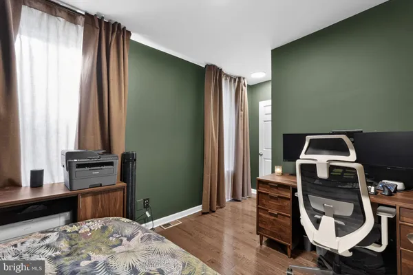 $2,800 | 1616 Webster Street, Philadelphia, PA 19146