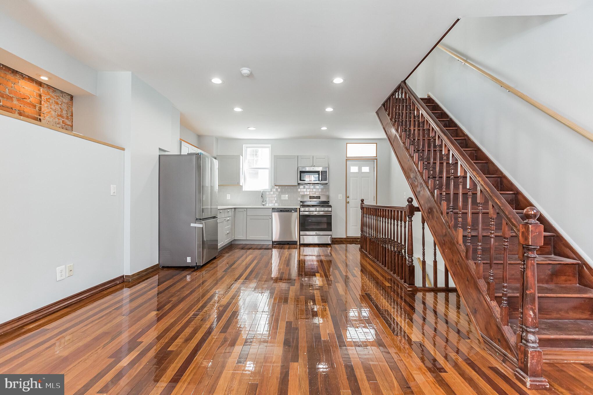 1616 Webster Street Philadelphia, PA 19146 - Photo 6 of 34 Living room before tenant furnishings.