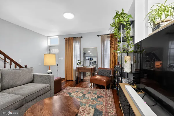 $2,800 | 1616 Webster Street, Philadelphia, PA 19146