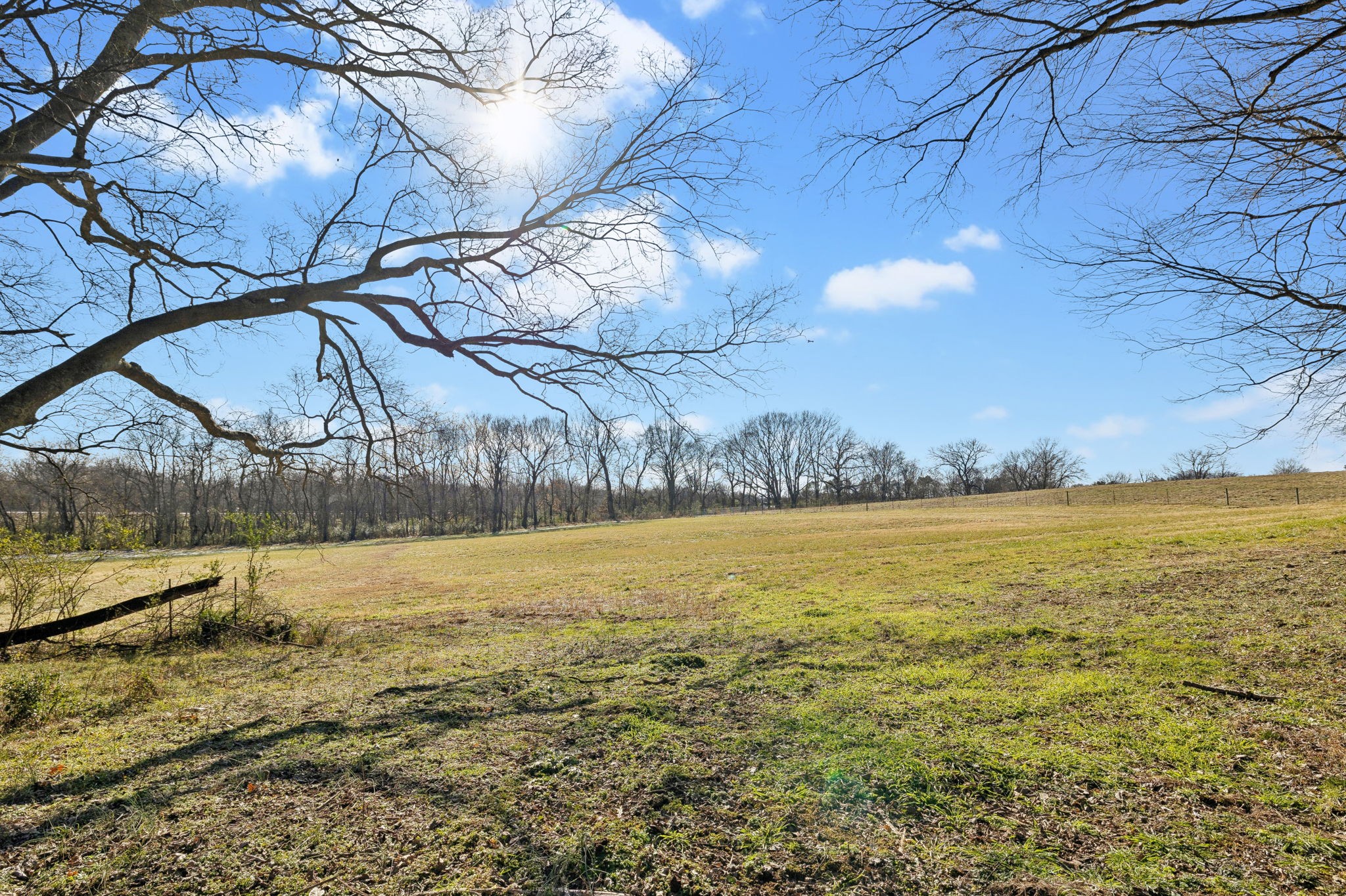9 Old Zion Road Columbia, TN 38401 - Photo 28 of 29 a view of an ocean and beach