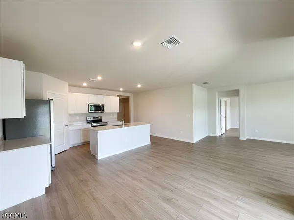 $2,200 | 920 Northeast 10th Street, Cape Coral, FL 33909