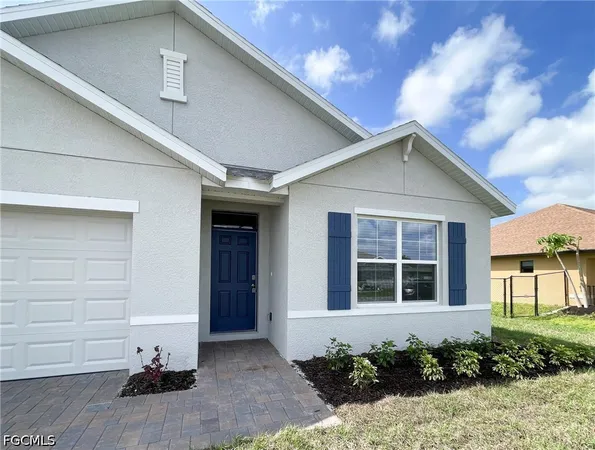 $2,200 | 920 Northeast 10th Street, Cape Coral, FL 33909