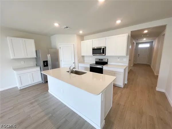 $2,200 | 920 Northeast 10th Street, Cape Coral, FL 33909