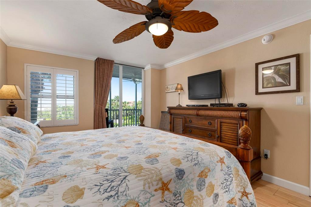 6300 Midnight Pass Road, Unit 307 Sarasota, FL 34242 - Photo 25 of 70 Gallery Image 25