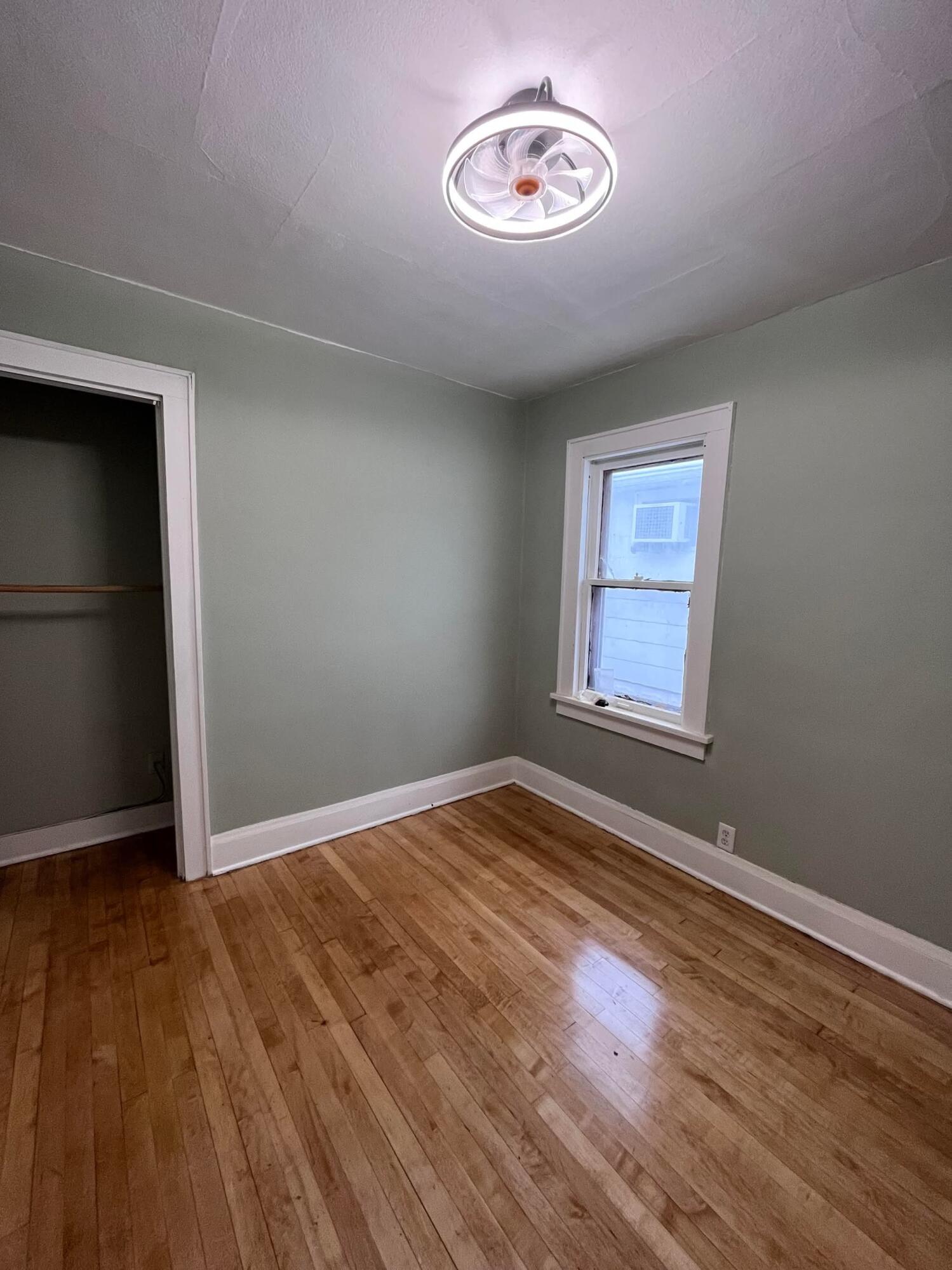 530 South 66th Street Milwaukee, WI 53214 - Photo 2 of 26 942d1aa8b689da9831c867cca4519ef7