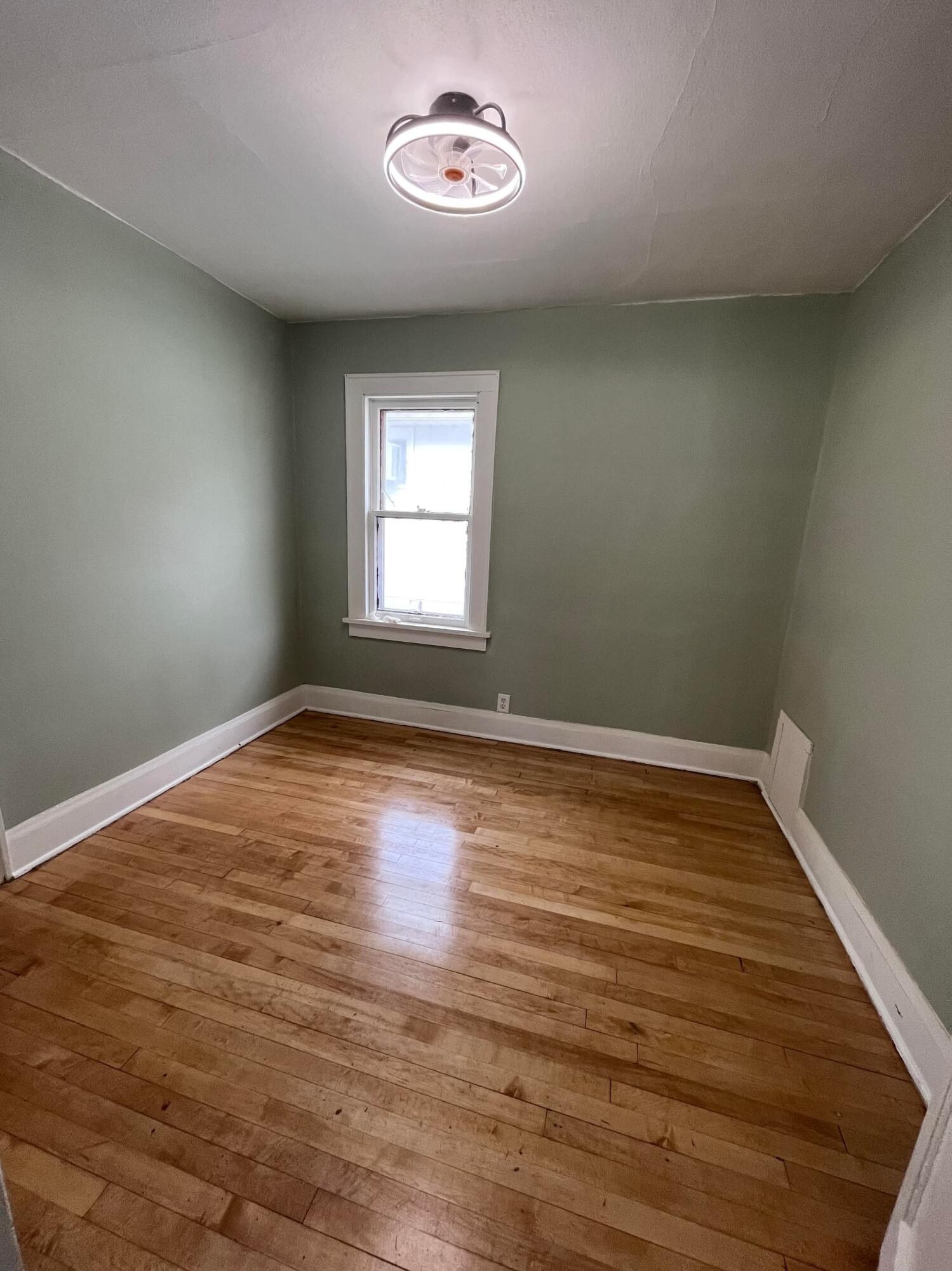 530 South 66th Street Milwaukee, WI 53214 - Photo 24 of 26 98c5ef872ced40062cdb629649d9592c