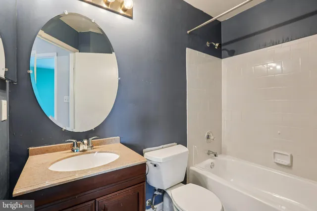 $2,600 | 1305 Riverwood Way, Unit 322, Baltimore, MD 21226