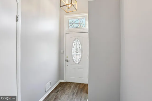 $2,600 | 1305 Riverwood Way, Unit 322, Baltimore, MD 21226