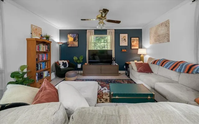 $264,000 | 416 Northeast 21st Terrace, Ocala, FL 34470