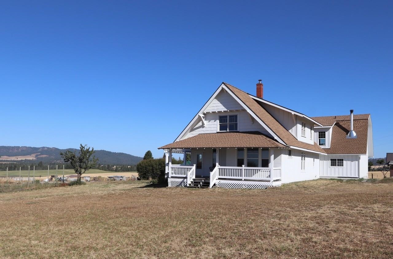12804 South Jackson Road Mica, WA 99023 - Photo 3 of 49