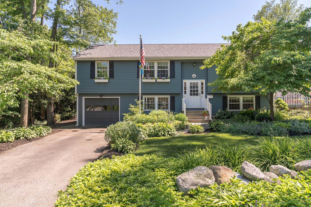 1 Anthony Road Bedford, MA 01730 - Photo 1 of 29 Gallery Image 1