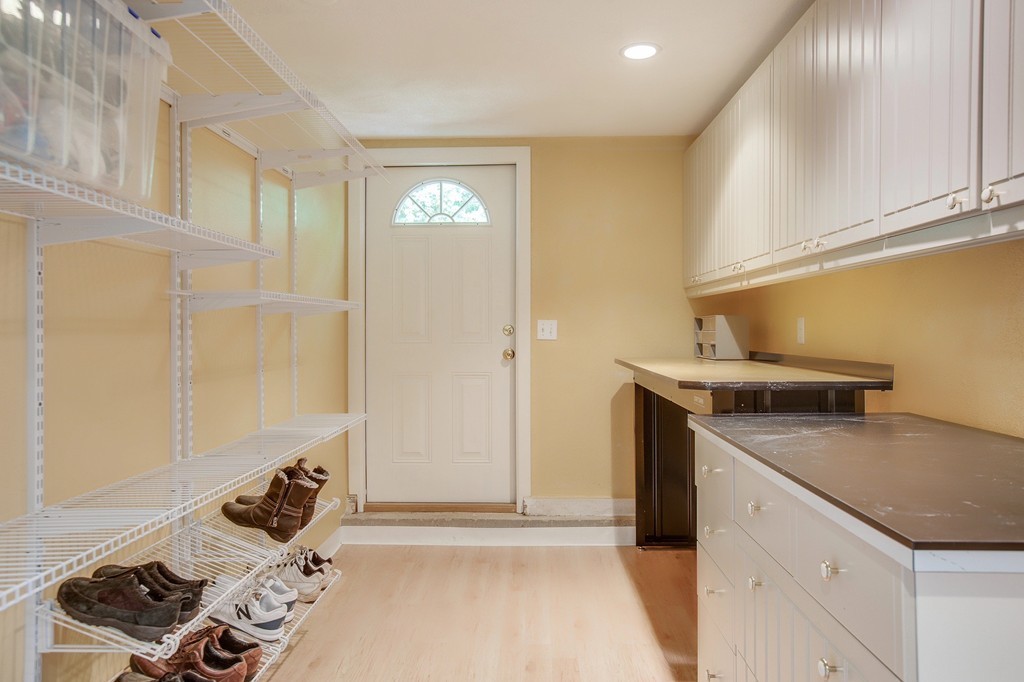 1 Anthony Road Bedford, MA 01730 - Photo 20 of 29 Gallery Image 20