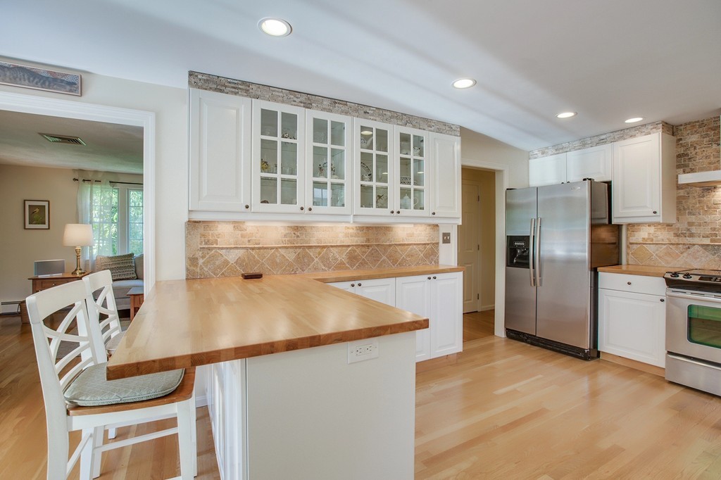 1 Anthony Road Bedford, MA 01730 - Photo 3 of 29 Gallery Image 3