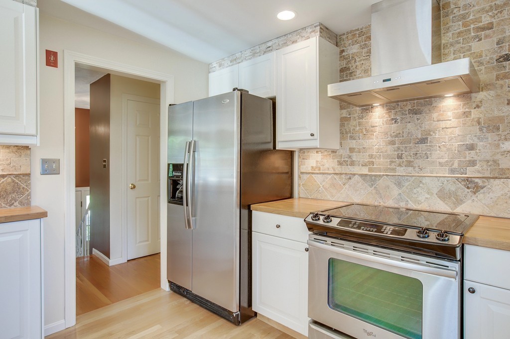 1 Anthony Road Bedford, MA 01730 - Photo 5 of 29 Gallery Image 5