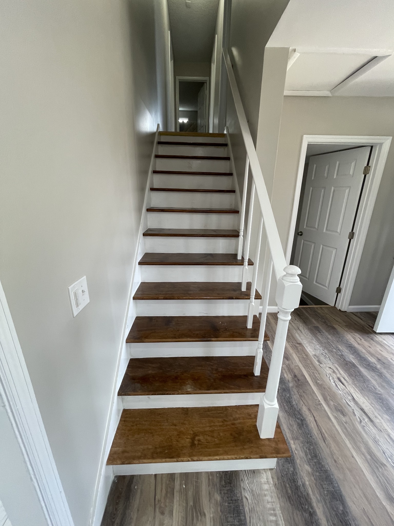 3289 Anderson Road Antioch, TN 37013 - Photo 16 of 40 a view of entryway