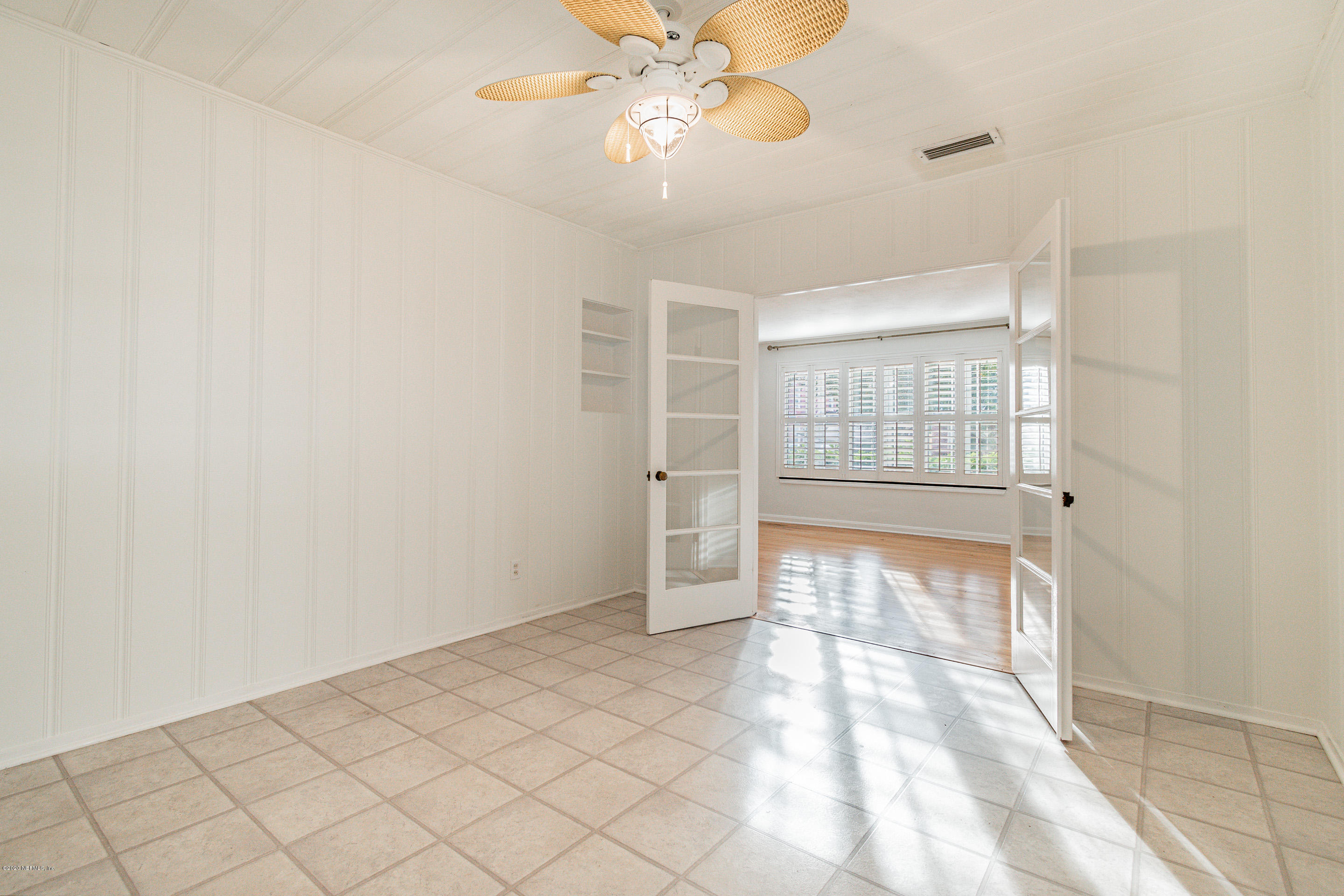 1371 Nicholson Road Jacksonville, FL 32207 - Photo 15 of 47 Den/Office