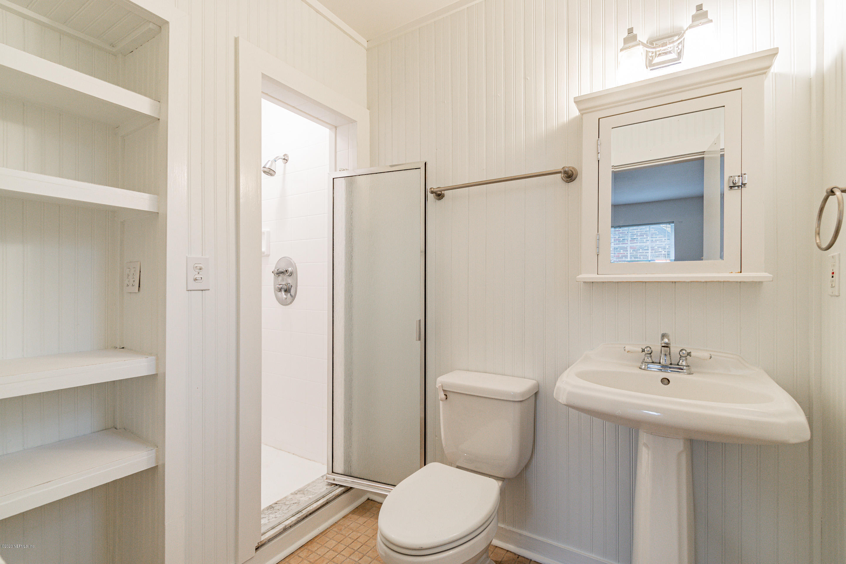 1371 Nicholson Road Jacksonville, FL 32207 - Photo 28 of 47 Master Bath
