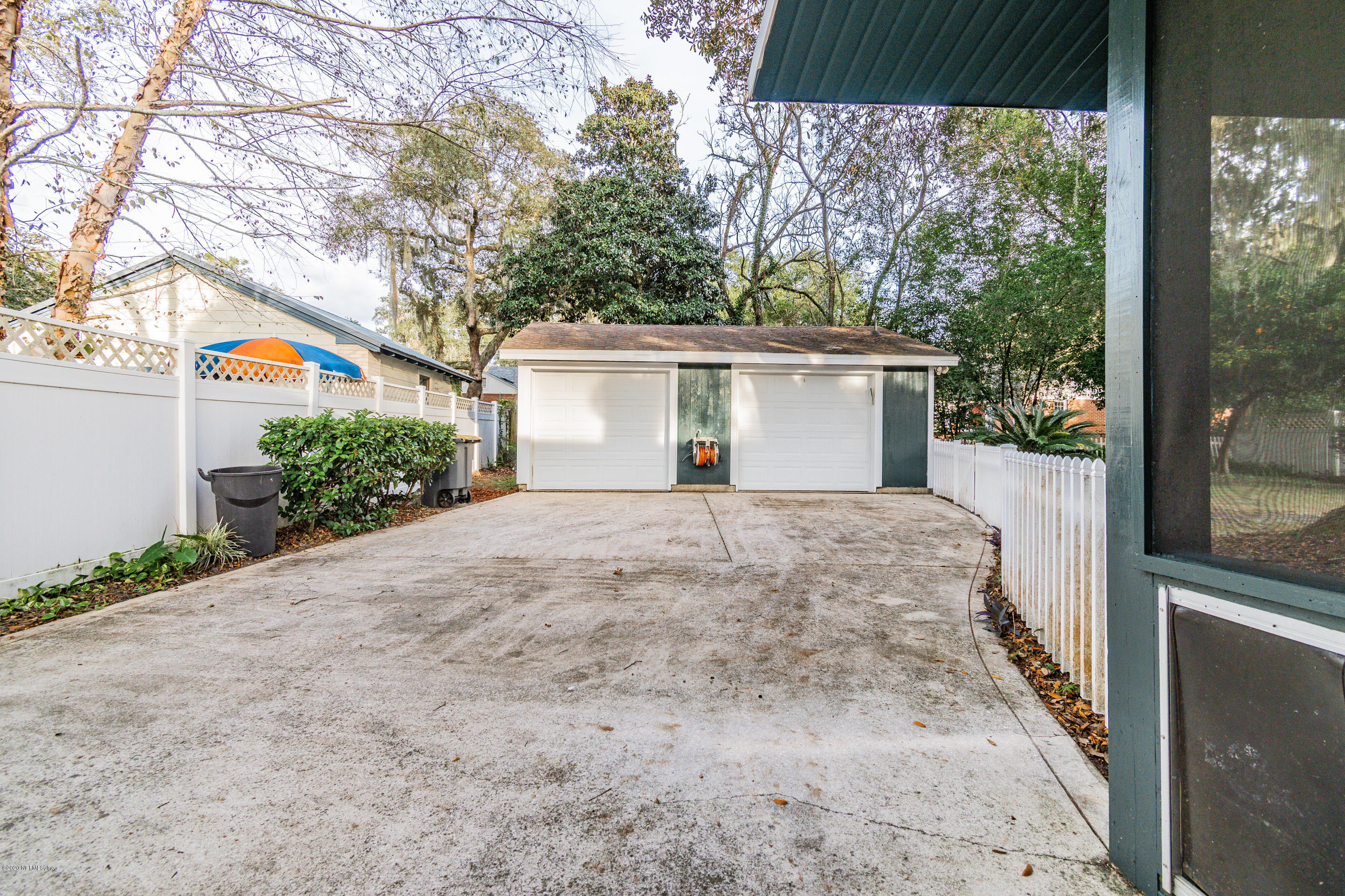 1371 Nicholson Road Jacksonville, FL 32207 - Photo 32 of 47 Oversized 2 car garage