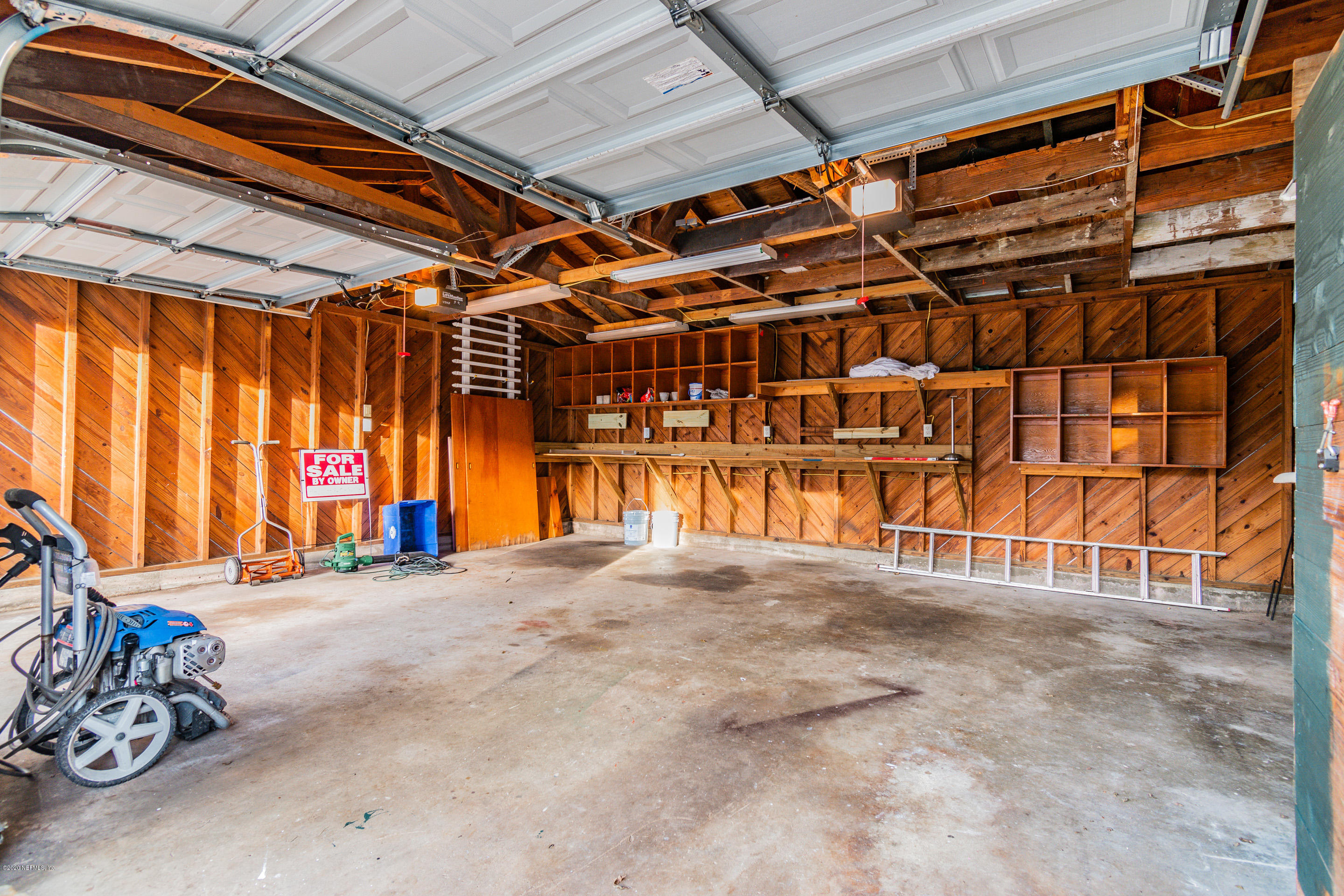 1371 Nicholson Road Jacksonville, FL 32207 - Photo 35 of 47 Garage