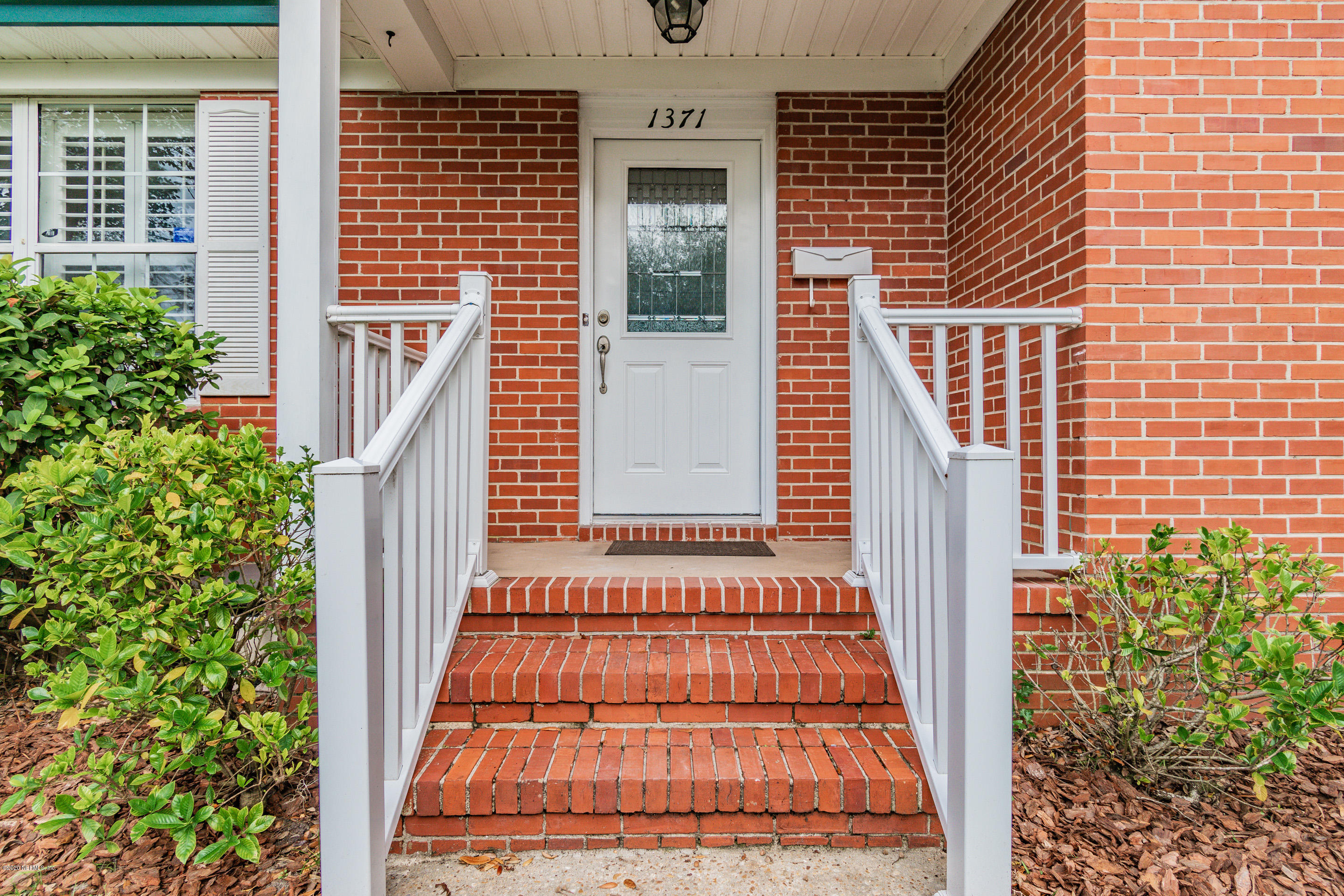 1371 Nicholson Road Jacksonville, FL 32207 - Photo 4 of 47 1371 NIcholson Rd