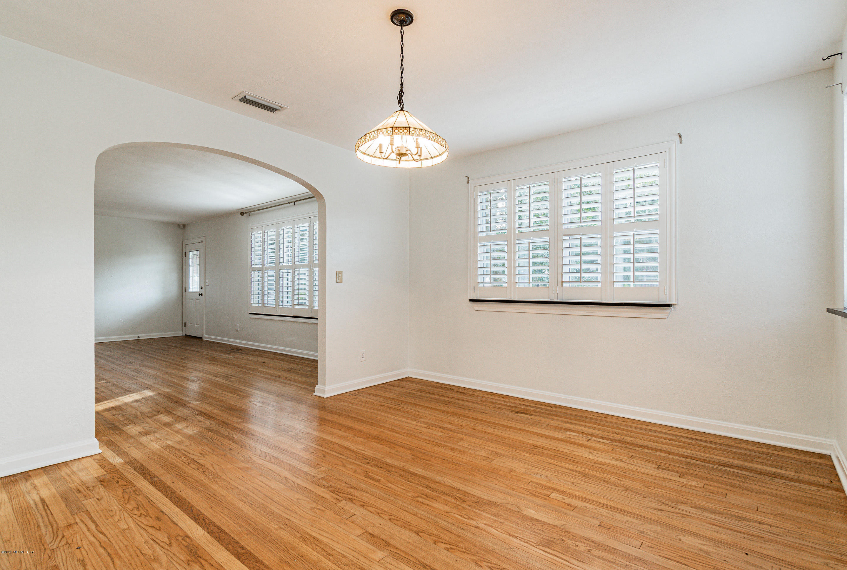 1371 Nicholson Road Jacksonville, FL 32207 - Photo 9 of 47 Dining Room