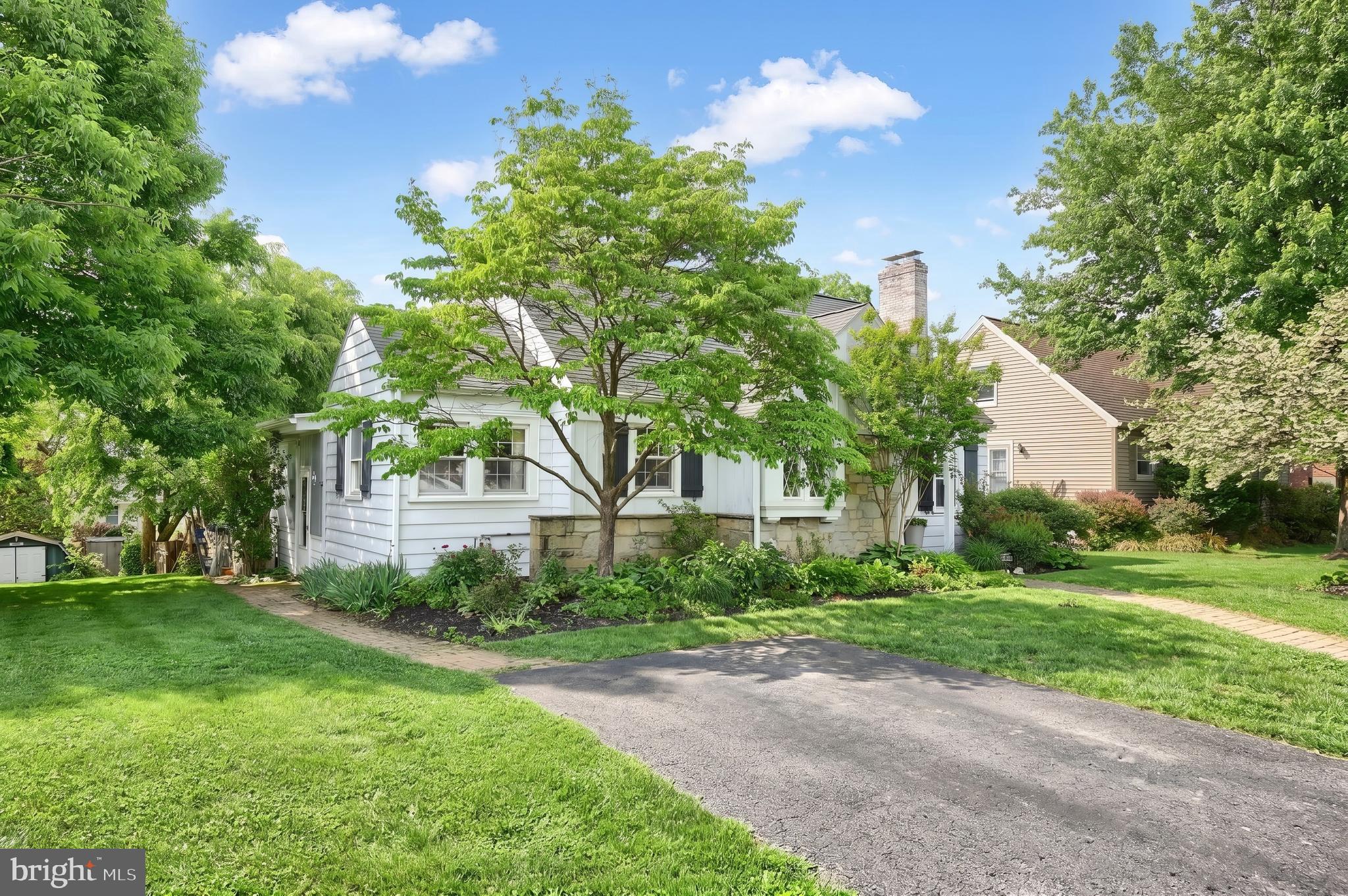 831 Rathton Road York, PA 17403 - Photo 2 of 34 Gallery Image 2